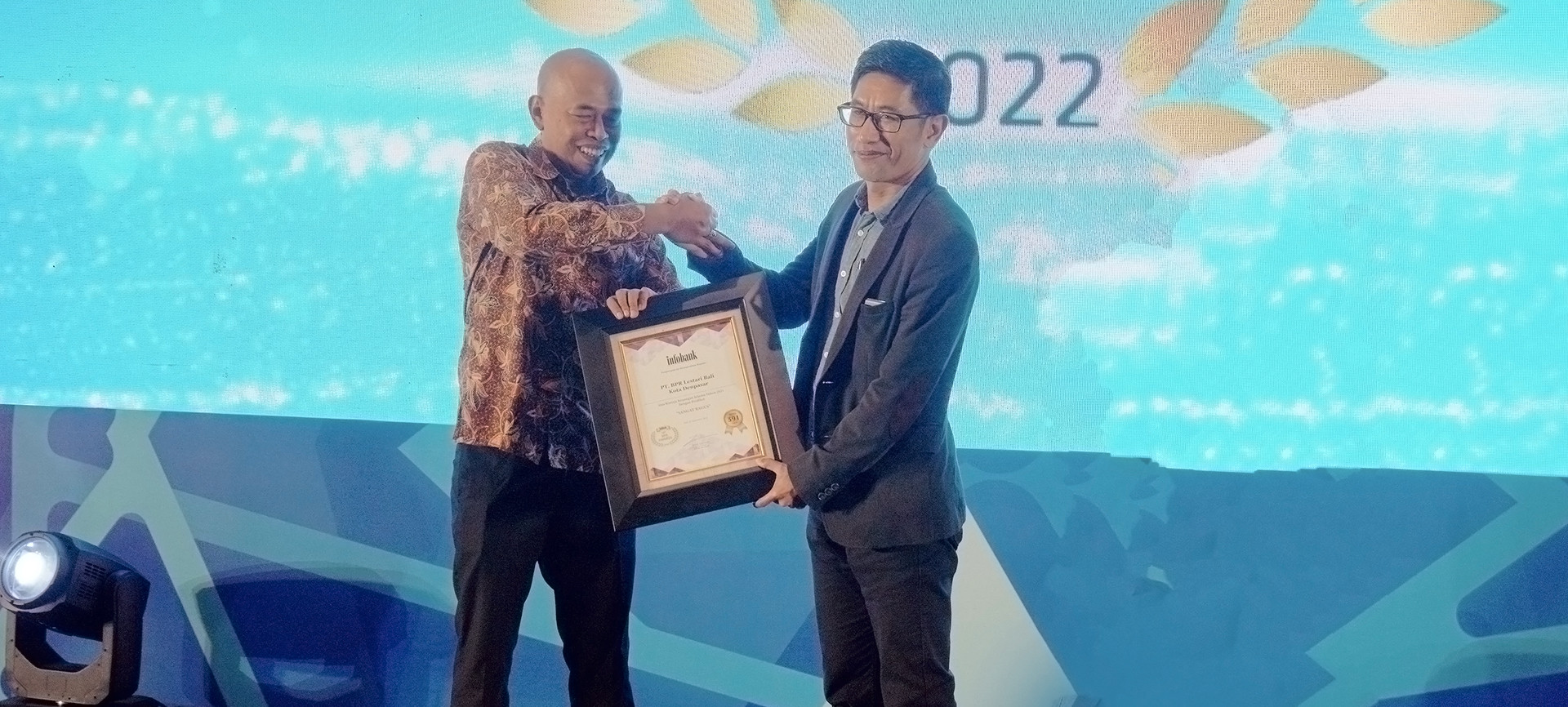 Raih Penghargaan ke-5 di tahun 2022, Bank Lestari Bali (BPR) Komitmen Maksimalkan Layanan Digital