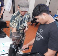 Kejutan BPR Lestari di Awal Tahun, Hadiah Mobil Parkir di Garasi Nasabah